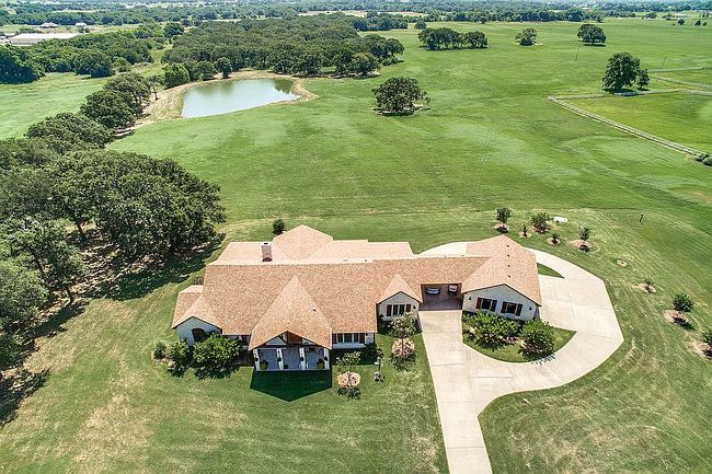 Image of 9890 Cole Rd