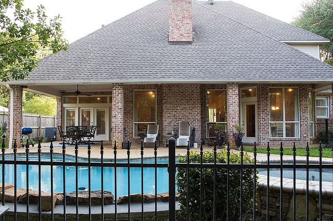 Photo of 1506 Meandering Way, Longview, TX
