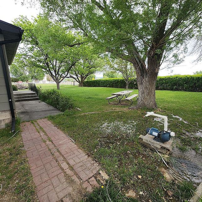 Image of 1696 H75 Rd