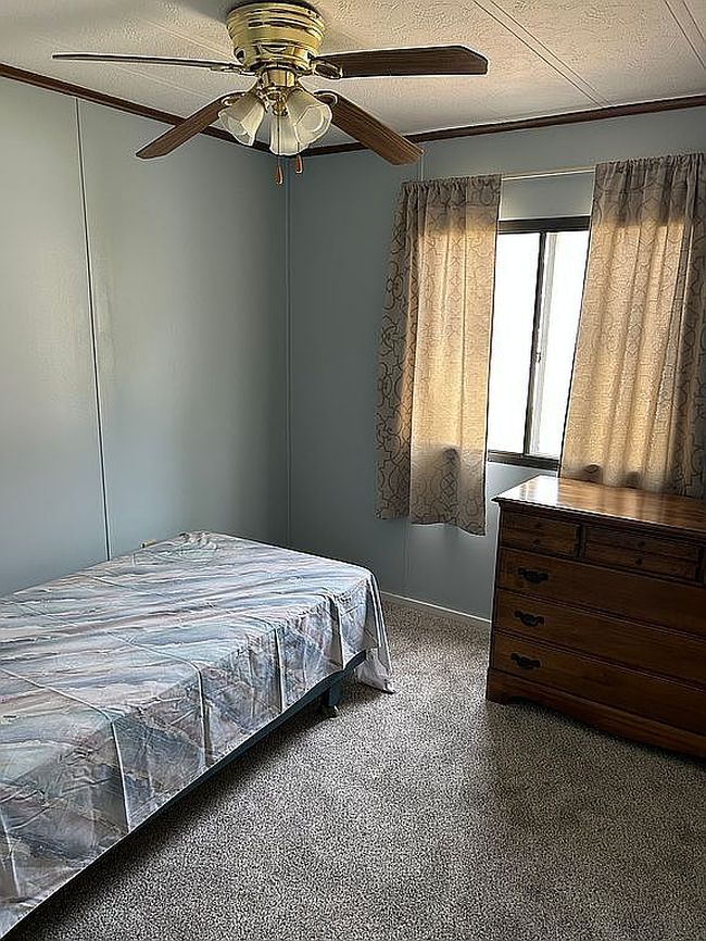 Photo of 37-101 Hubbard Ave, Riverhead, NY