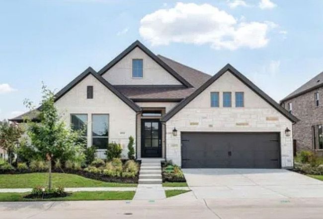 Photo of 1511 Wolfgang Way, Van Alstyne, TX
