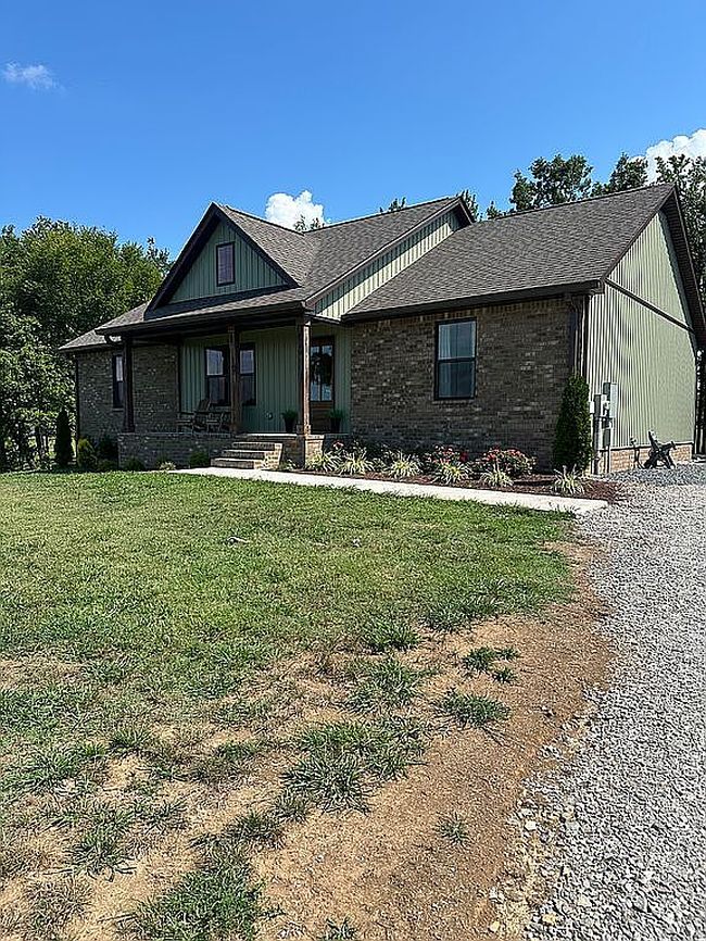 Photo of 1006 Gaines Hill Rd, Westmoreland, TN