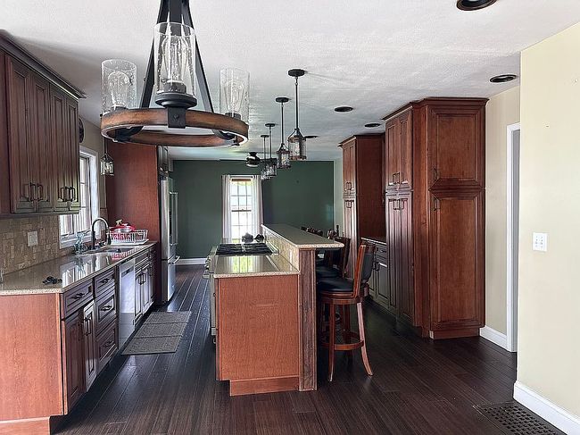 Image of 3703 Westvale Dr