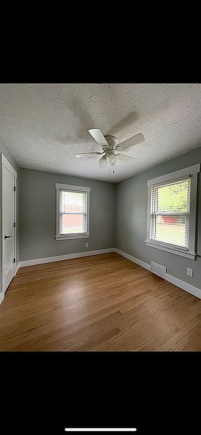 Additional photo 2 of property located at 123 Hillview Acres Rd