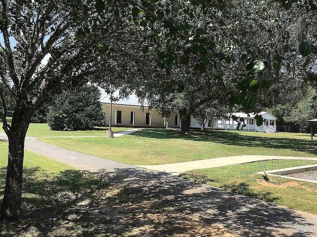Image of 4532 Limit St