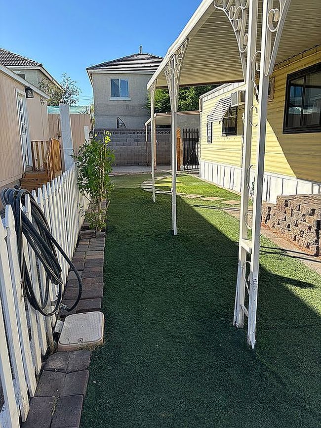 Image of 5250 E Lake Mead Blvd Unit 7
