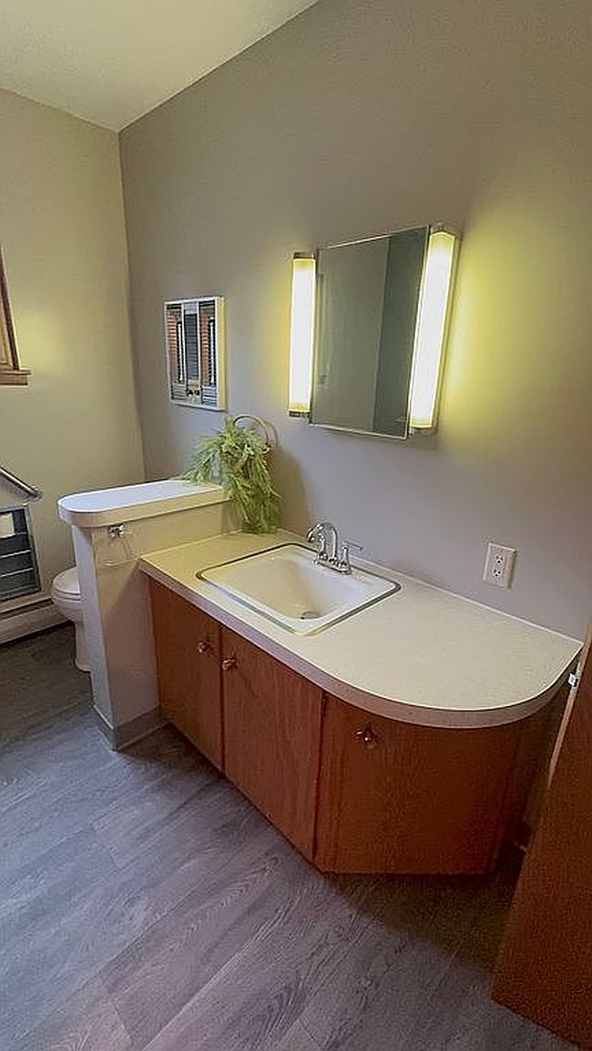 Additional photo 1 of property located at 968 North St