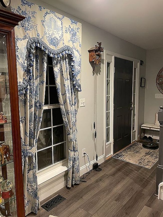 Additional photo 1 of property located at 406 Saint Ivy Ave