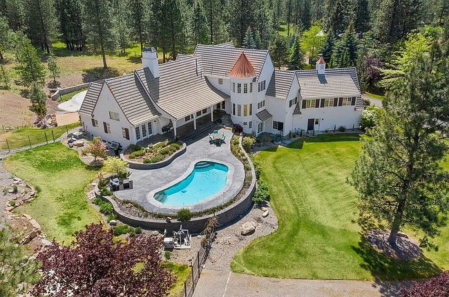 Image of 2806 S Park Rd
