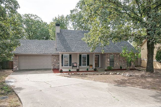 Photo of 21 Vantage Dr