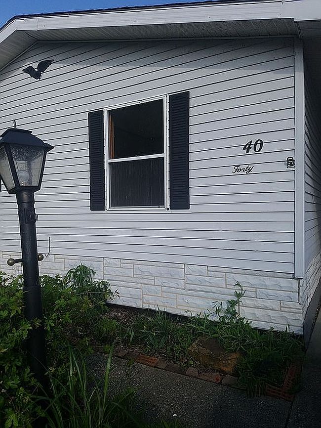 Preview of property located at 40 Cardinal Dr