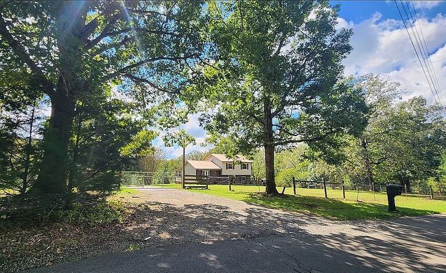 Photo of 695 Bucket Branch Rd