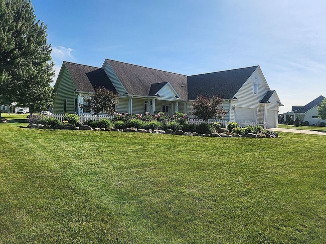 Image of 9310 Maple St