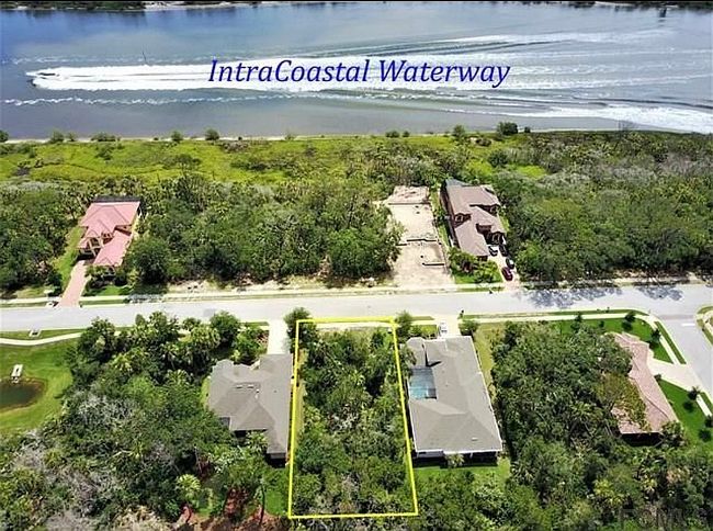 Image of 284 S Riverwalk Dr