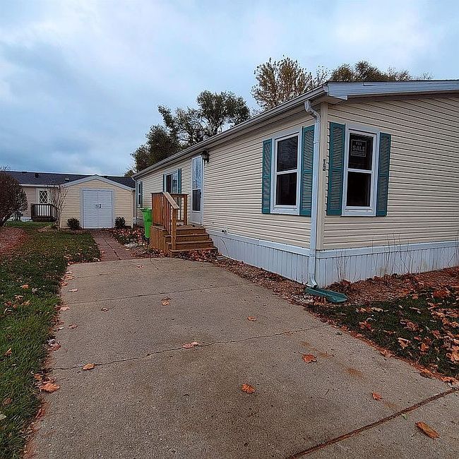 Image of 13 Scarborough Ln