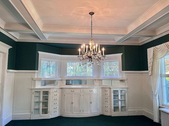 Photo of 301 W Main St, Silverton, OR