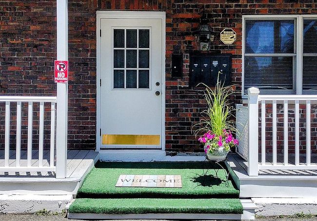 Photo of 33 Ellerton St Apt 3