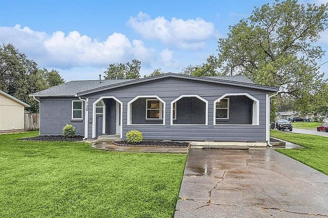 Photo of 730 W Purnell Rd, Lewisville, TX