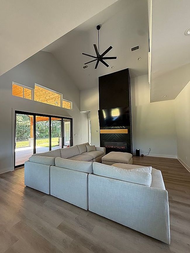 Image of 131 Bronco Dr