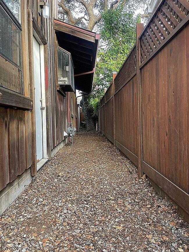 Photo of 360 8th Ave, Santa Cruz, CA