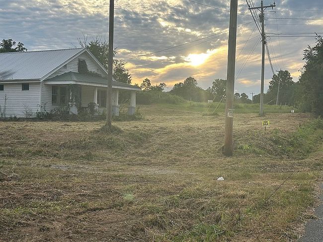 Photo of 3680 Pleasant Grove Rd