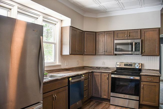 Photo of 413 E Beach St, Litchfield, IL