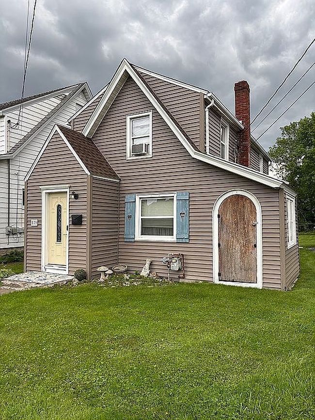 Image of 579 Maurus St