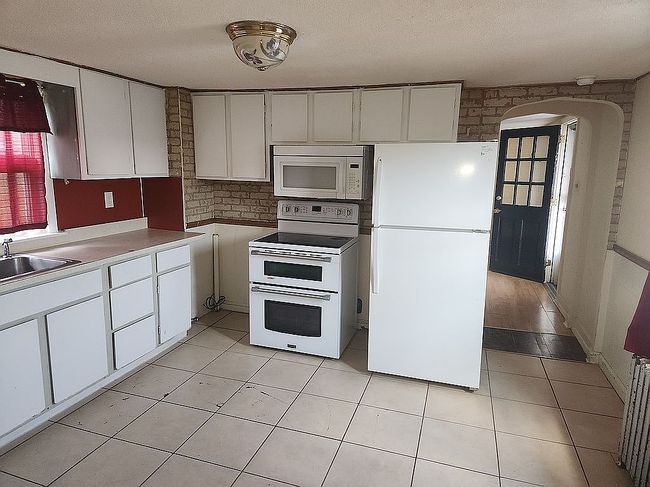 Photo of 427 W 18th St, Hazleton, PA