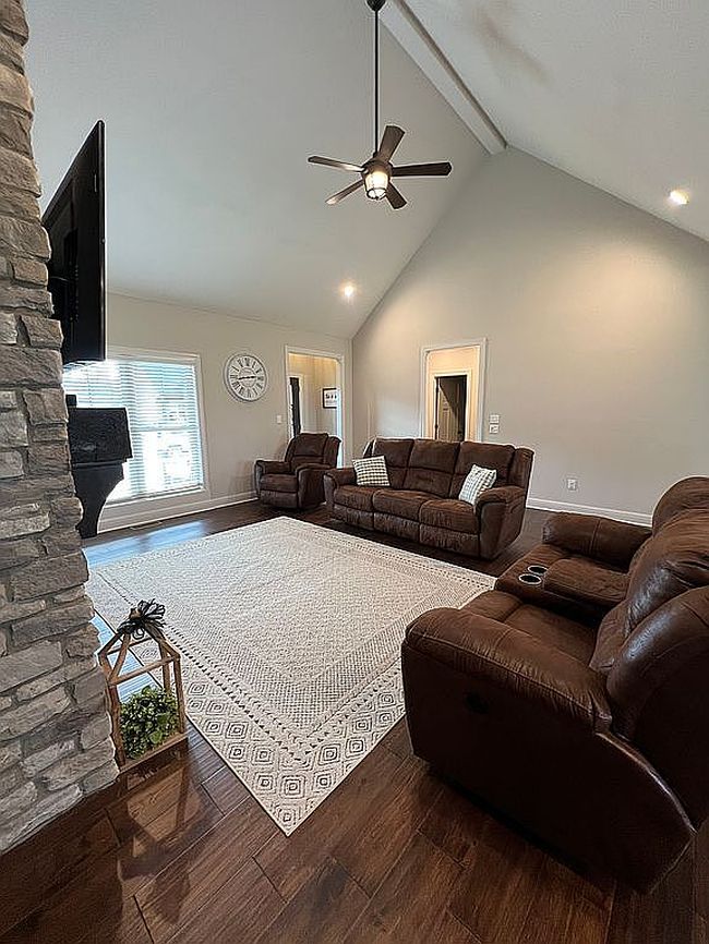 Image of 6433 E Haven Way