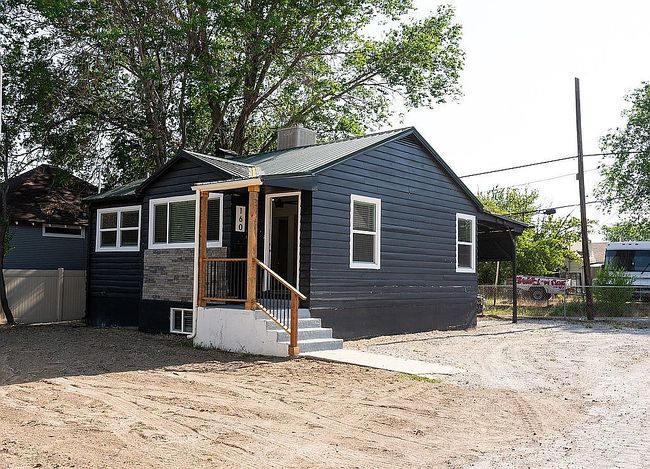 Additional photo 1 of property located at 160 E 300 N