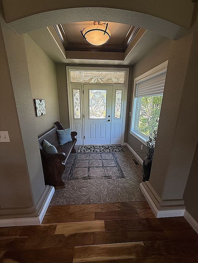Image of 3301 Valley Dr