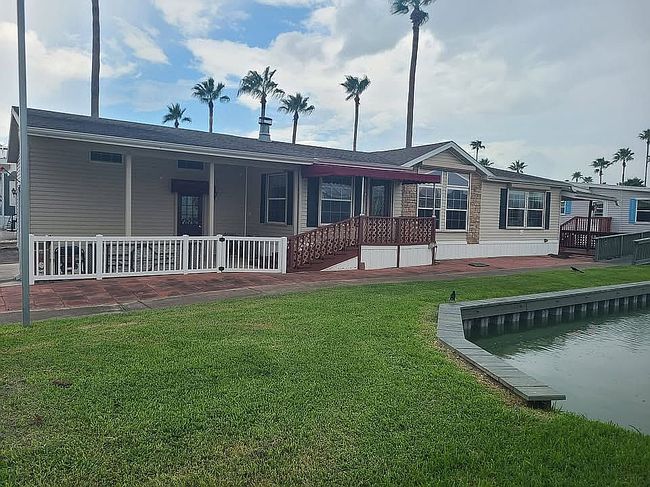 Image of 13 Beach Ln