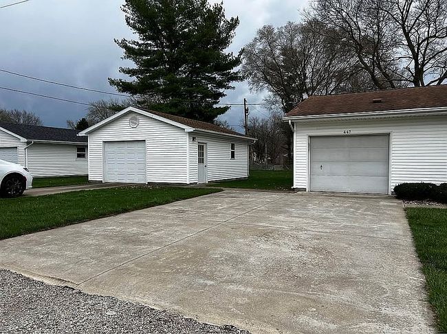 Image of 447 W Crea St