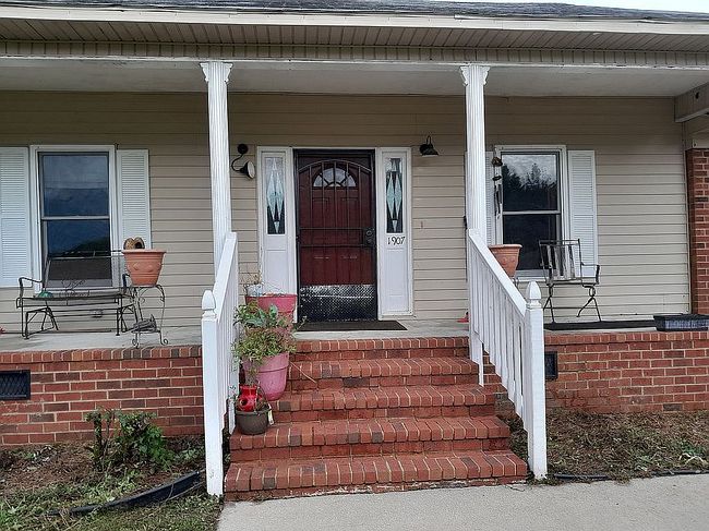 Photo of 1907 Lide Springs Rd, Darlington, SC
