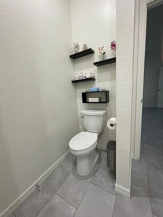 Preview of property located at 1907 Nw 19th Pl
