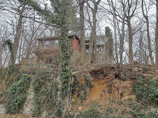 Image of 94 Courter Ave