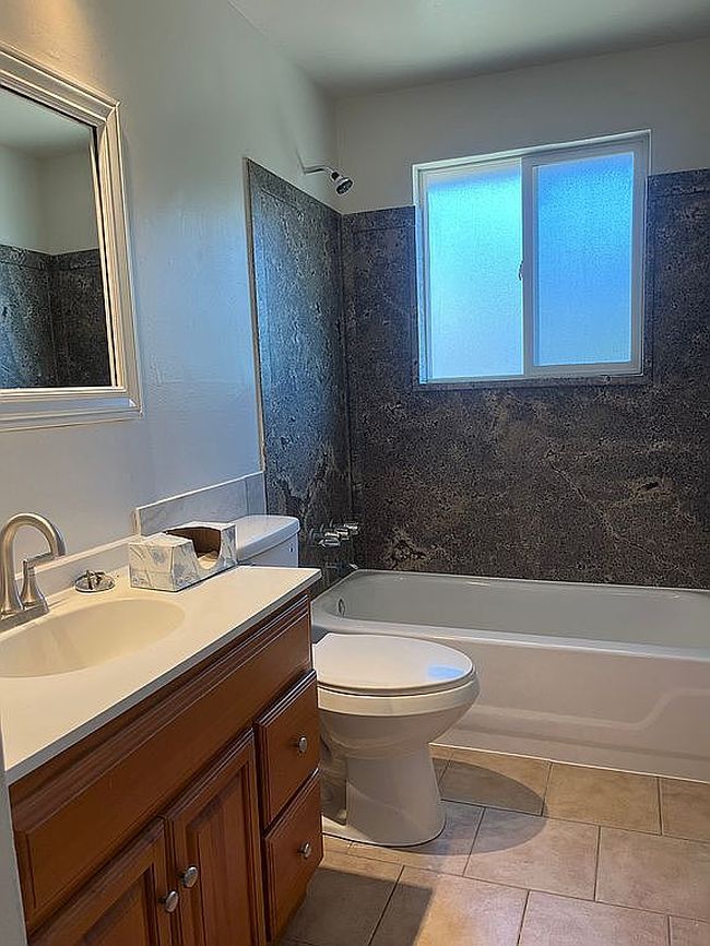 Photo of 8933 S 400 E, Sandy, UT