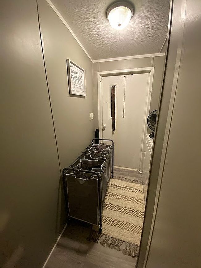 Image of 9710 Polak Dr