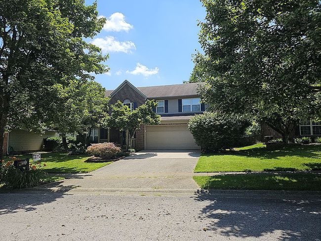 Photo of 2940 Summerfield Dr, Lexington, KY