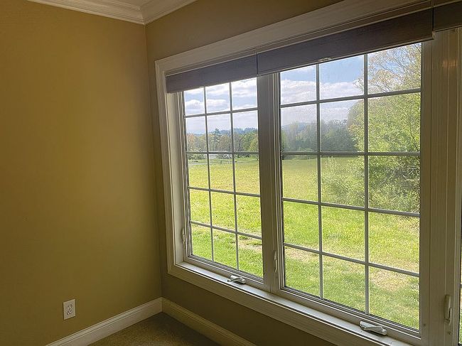 Image of 136 Linden Ln