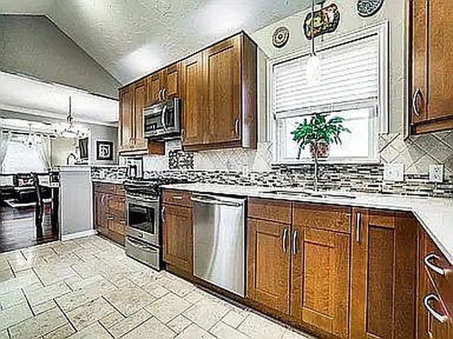 Preview of property located at 6802 Vivian Ave