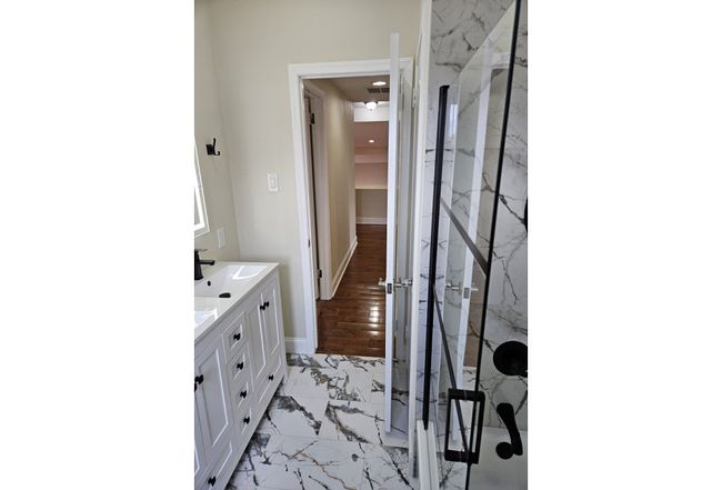 Additional photo 2 of property located at 1404 Autumn Rd