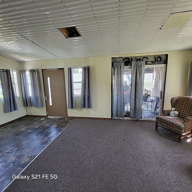 Image of 419 State St