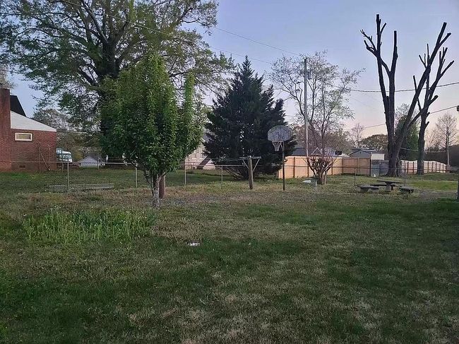 Photo of 1003 Carolyn St