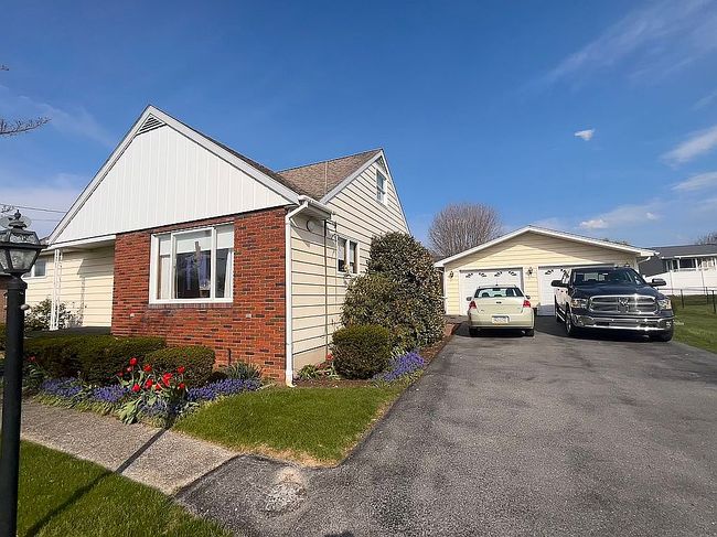 Image of 513 Hershberger St