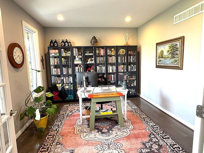 Additional photo 3 of property located at 8134 Big Oak Cir