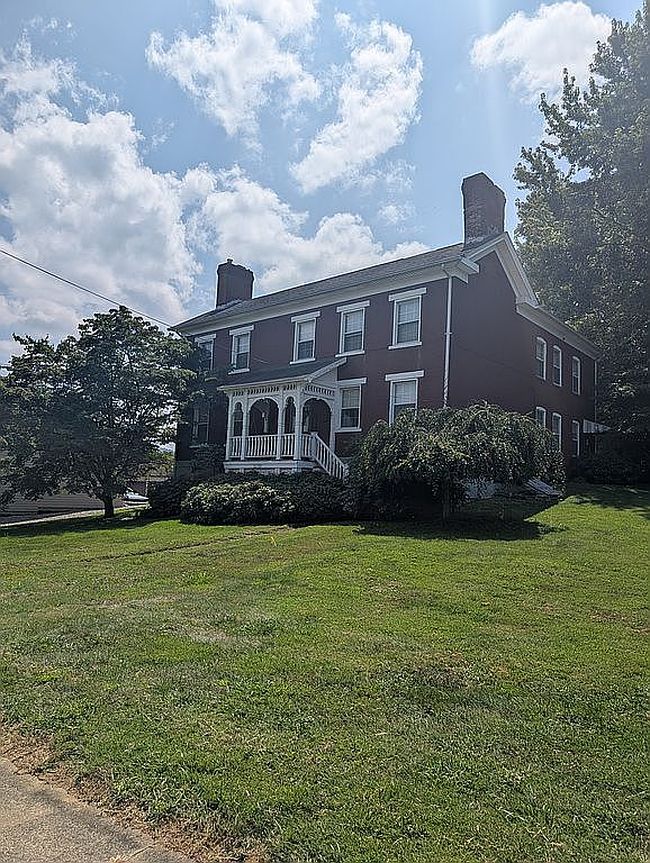 Photo of 52759 Main St, Hannibal, OH
