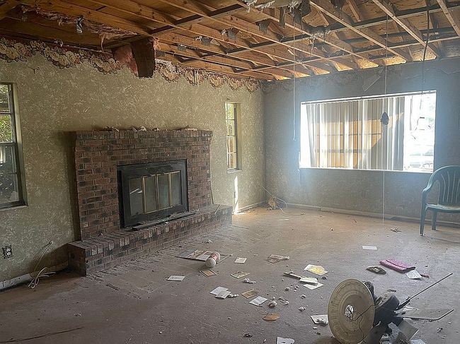 Additional photo 1 of property located at 4611 W Fair Oaks Ave