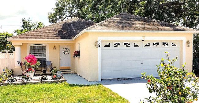 Photo of 658 63rd Ave S, Saint Petersburg, FL