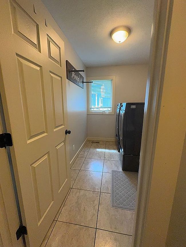 Photo of 505 Joan Cir, Yutan, NE
